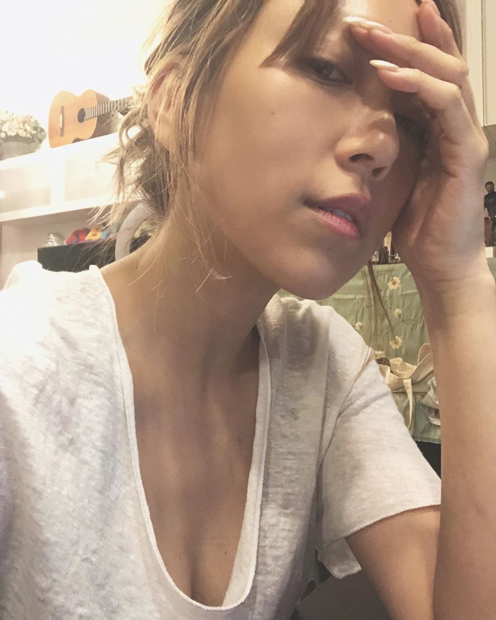 鍾舒漫去年因嗓子問題而暫停唱歌。