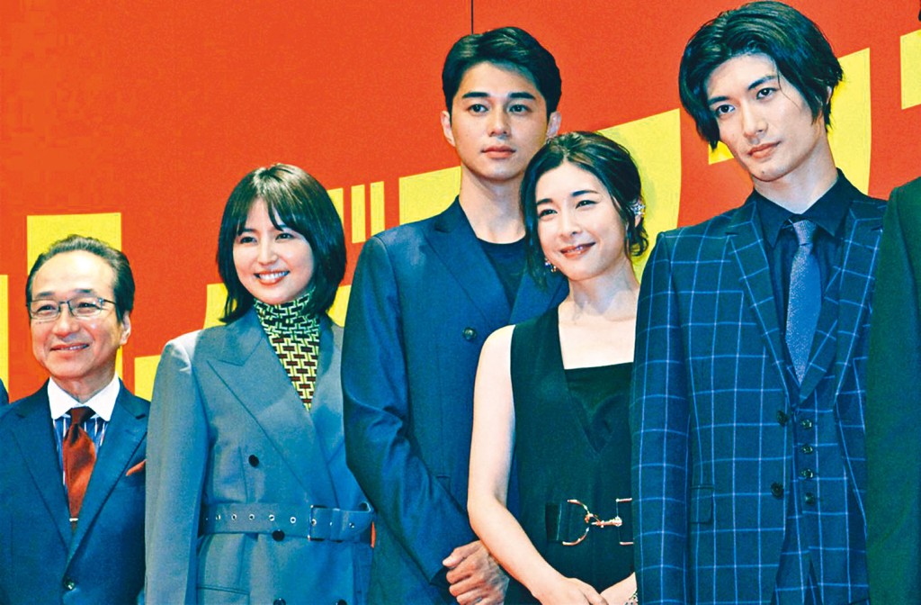 去年身亡的三浦春馬與竹內結子，傳將會再出現於《信用欺詐師3》當中。