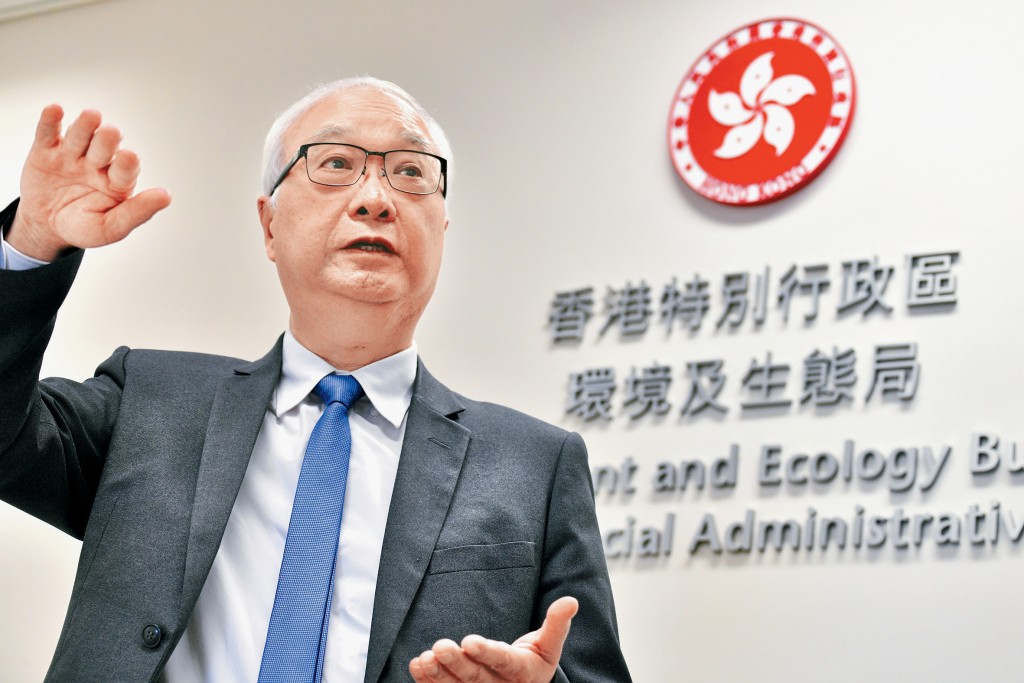 環境及生態局局長謝展寰表示，今次「先行先試」計劃希望細緻研究由上至下的徵費流程中有那些困難。