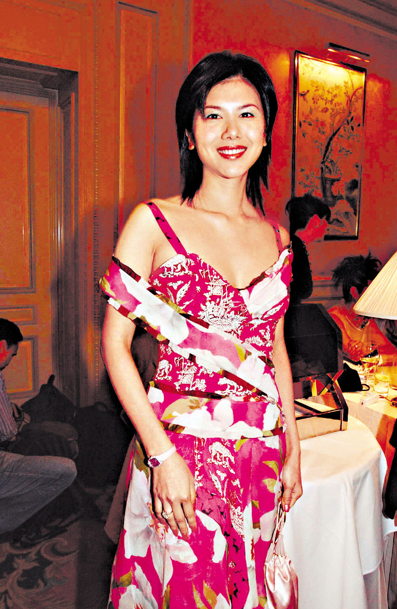 朱潔儀簽約TVB兩年後回後自由身，往電影界發展。