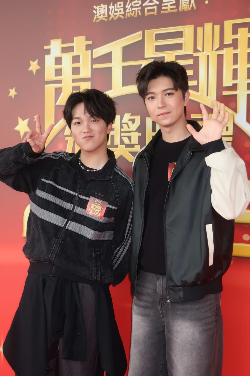 何晉樂、曾錦燊入圍《萬千星輝頒獎典禮2025》「最佳男新人」5強。 何晉樂、曾錦燊入圍《萬千星輝頒獎典禮2025》「最佳男新人」5強。