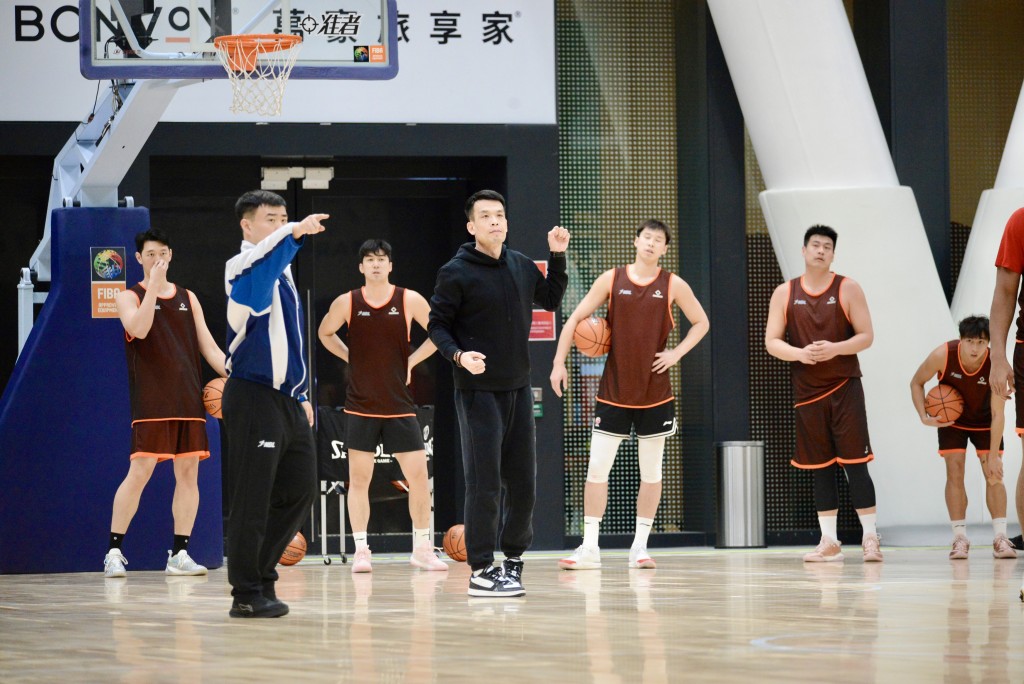 香港金牛今日在啟德主場進行公開操練。楊功煜攝