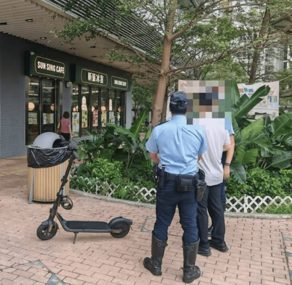 屯門多人駕電動車電動單車被捕。FB@「屯門警區 心繫屯門」 屯門多人駕電動車電動單車被捕。FB@「屯門警區 心繫屯門」