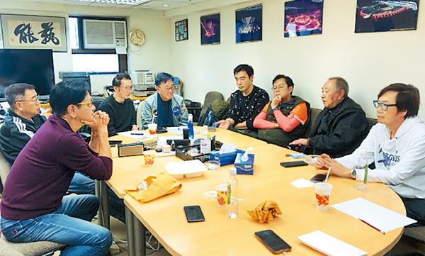 今年三月，譚詠麟在微博透露溫拿樂隊正跟藝能老闆張國忠、演唱會導演陳永鎬等高層開會，籌備演唱會的事宜。