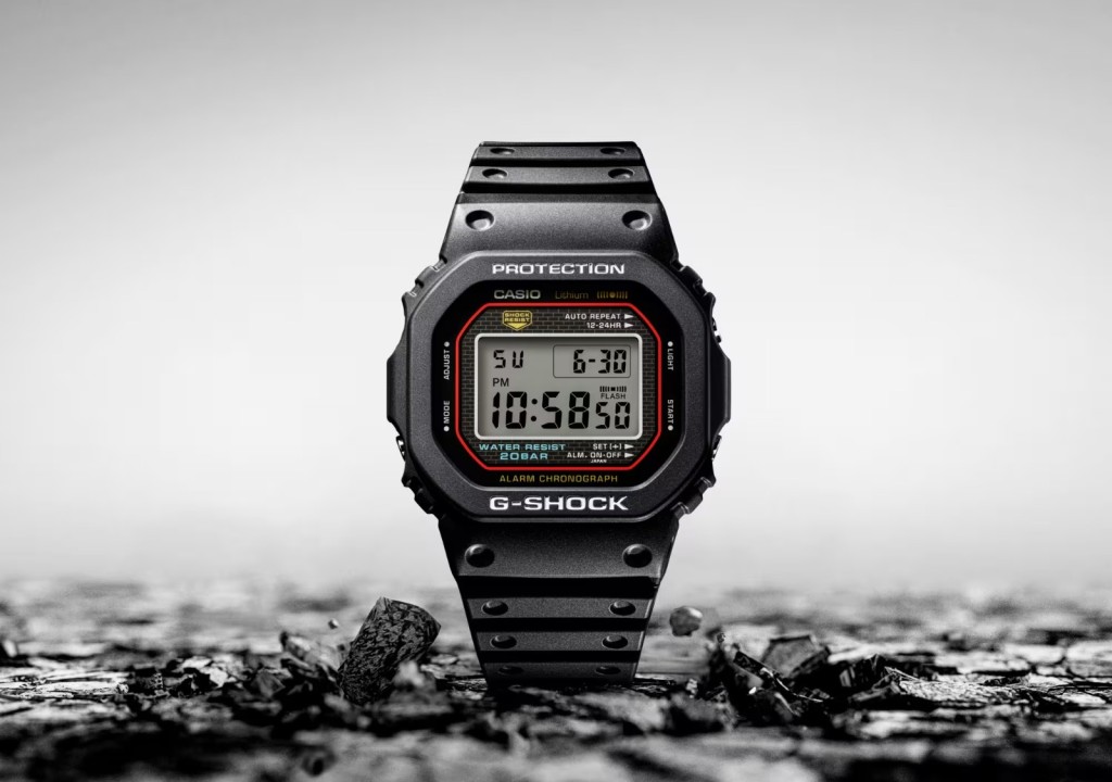 1983年推出的G-SHOCK系列，以高耐冲击性能打响名堂，其后更由功能性腕表演变为全球潮流文化符号。
