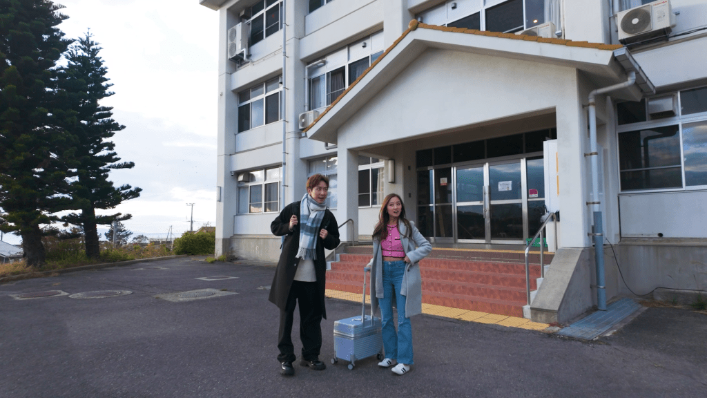 陳國麟與伍韻婷入住日本的學校酒店。