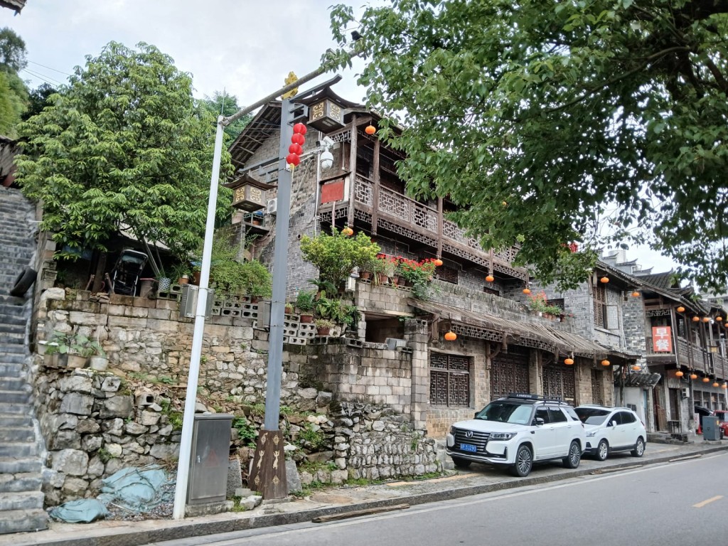 芙蓉鎮馬路一角。 芙蓉鎮馬路一角。