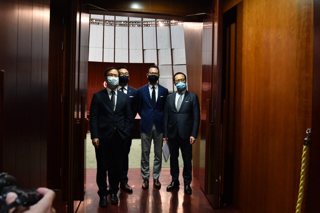 (左起)郭家麒、楊岳橋、郭榮鏗及梁繼昌的議員資格已被褫奪。