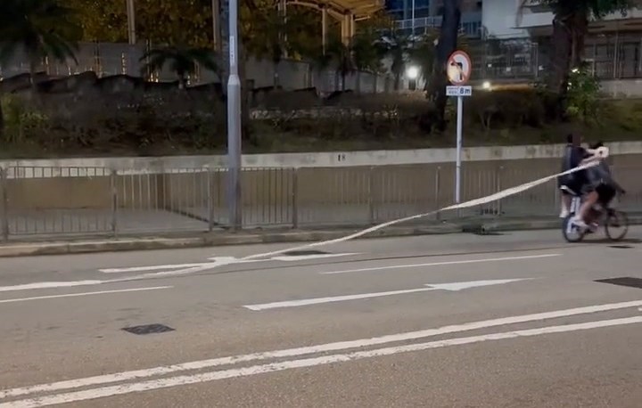 facebook截圖（資料來源：Din Dong ＠facebook車cam L（香港群組））