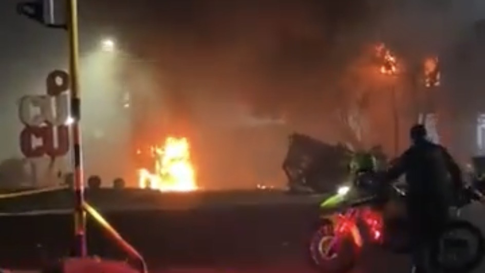 邻近委内瑞拉边界的库塔市一座警察局附近爆炸。 X