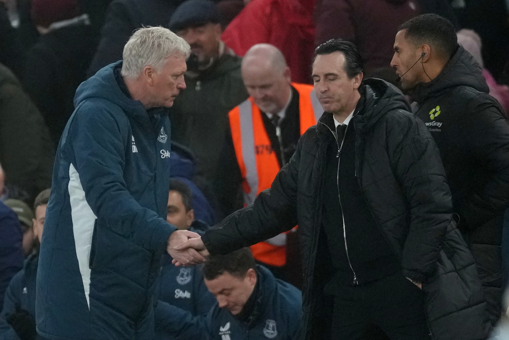 维拉错失追近阿仙奴的机会。美职社