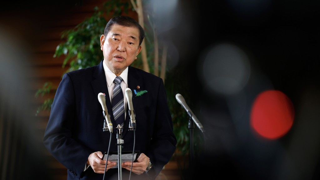 日本關稅|2025年4月17日,日相石破茂在日本代表赴美談判關稅問題後發表講話。 美聯社 日本關稅|2025年4月17日,日相石破茂在日本代表赴美談判關稅問題後發表講話。 美聯社