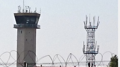 水原空軍基地塔台。 wiki