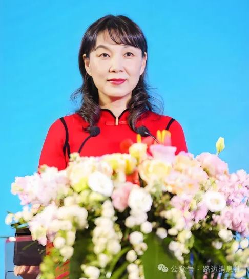 杜建英與宗慶後生有3子女。網圖