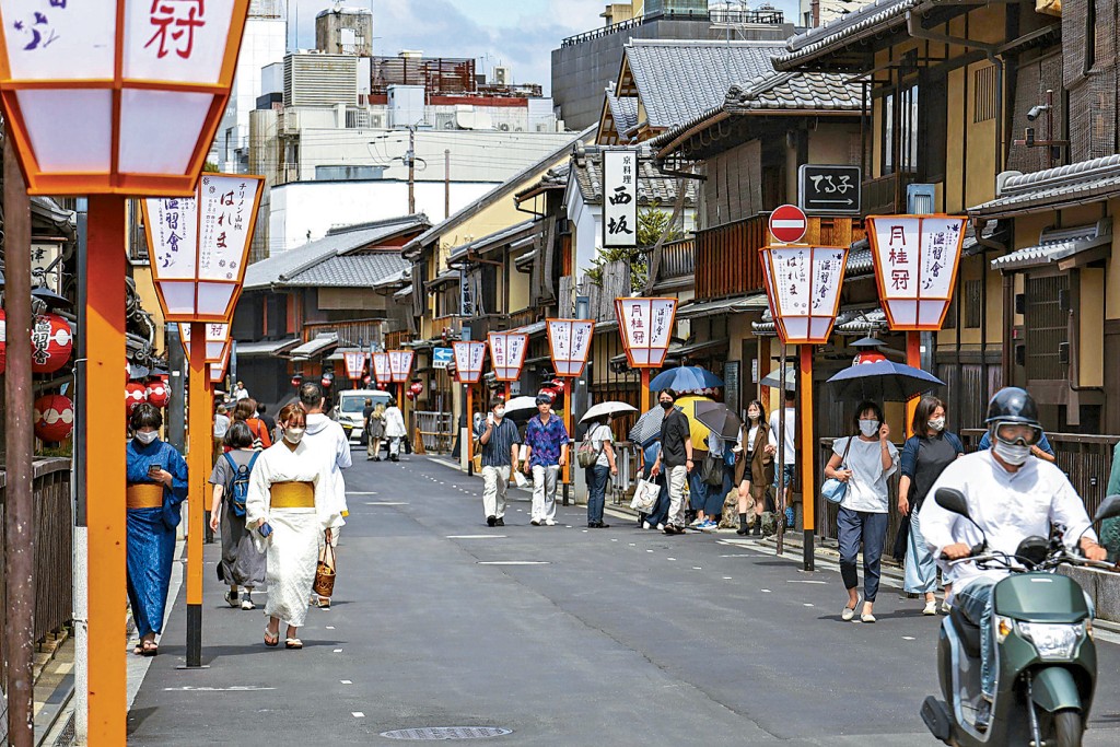 祇園的小街道充滿京都風情。 