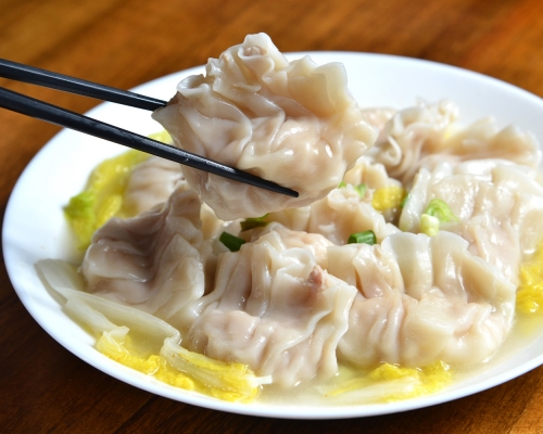雖然餃子是以白烚的方式烹調，但其實食十粒已經差不多等如一個飯盒的熱量。資料圖片