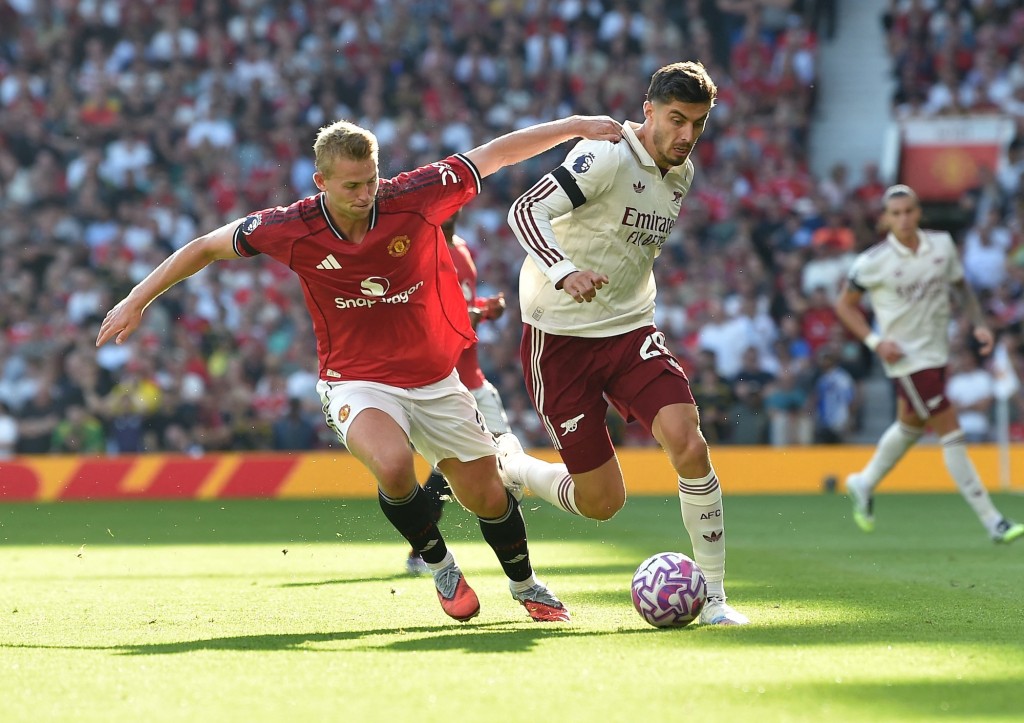 夏維斯自8月17日鬥曼聯後一直養傷。路透社