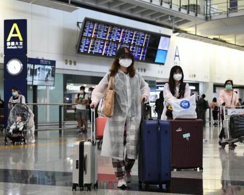 陸續有旅客經香港抵達深圳後確診肺炎。資料圖片