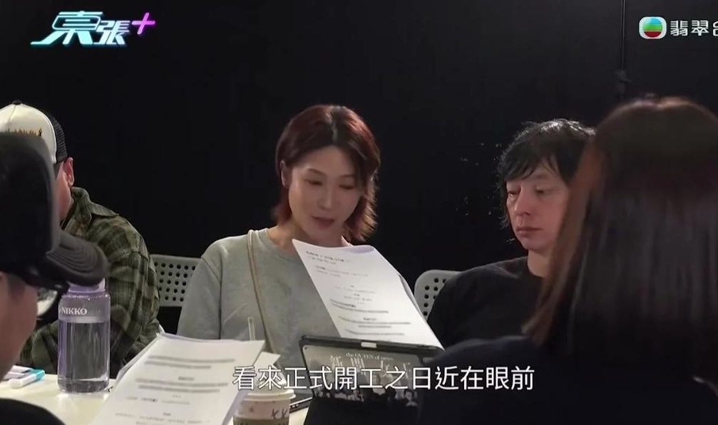 《新聞女王2》台前幕後相當認真。