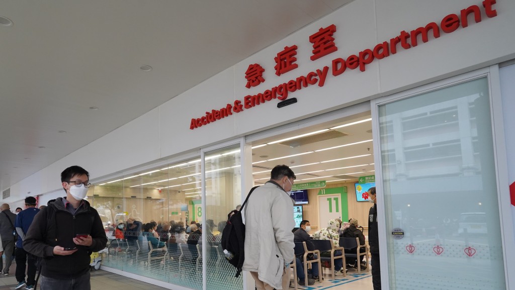 男童8月3日被帶到瑪嘉烈醫院急症室求診,留醫兒童深切治療部,延至8月4日死亡。 男童8月3日被帶到瑪嘉烈醫院急症室求診,留醫兒童深切治療部,延至8月4日死亡。