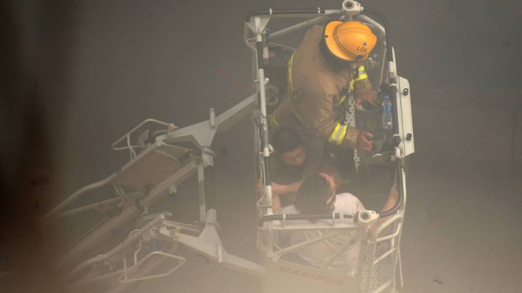 台灣消防署提醒，高樓失火受困，忌躲入浴室或花時間找濕毛巾。