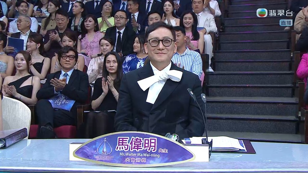 包括時裝設計師馬偉明。 包括時裝設計師馬偉明。
