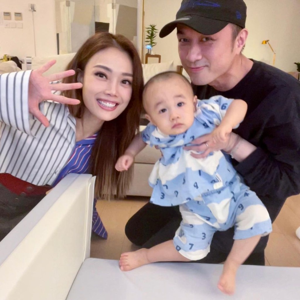 祖兒於IG貼出與基仔父子的三人合照。