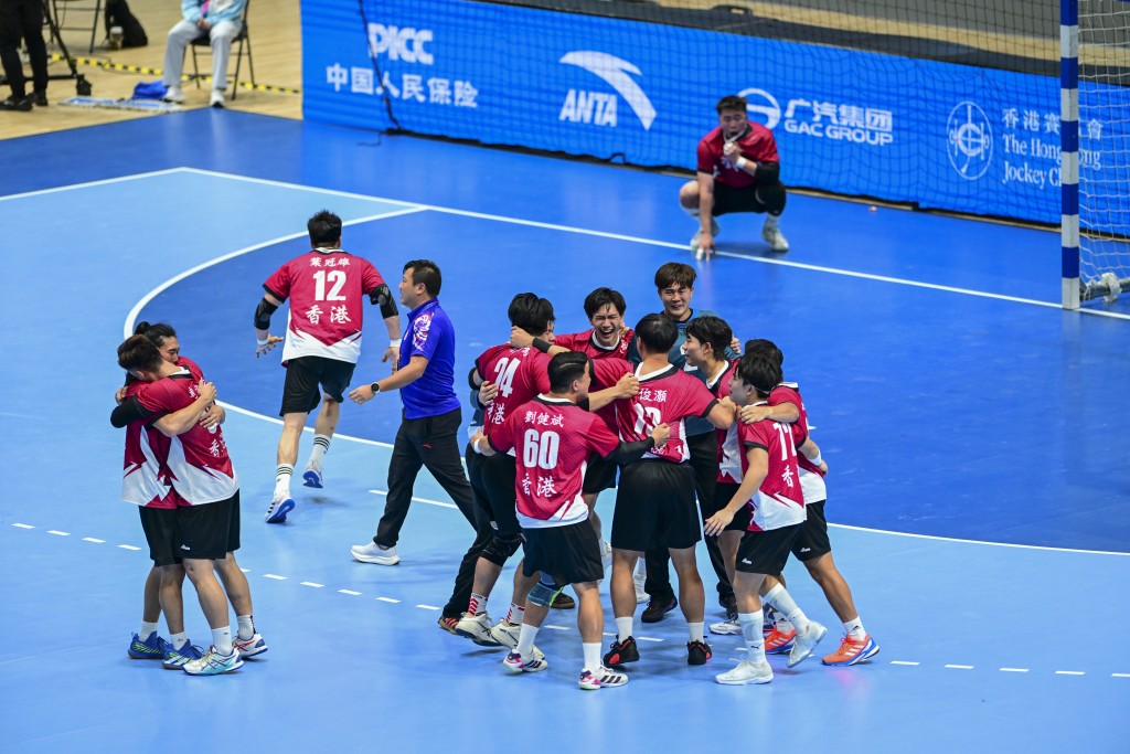 (圖片來源:《星島日報》) (圖片來源:《星島日報》)