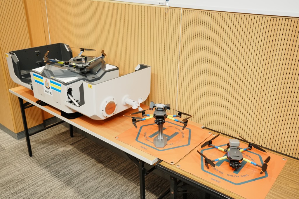 自動化無人機庫通過智慧規劃飛行路徑，進行自動巡罪作業。汪旭峰攝