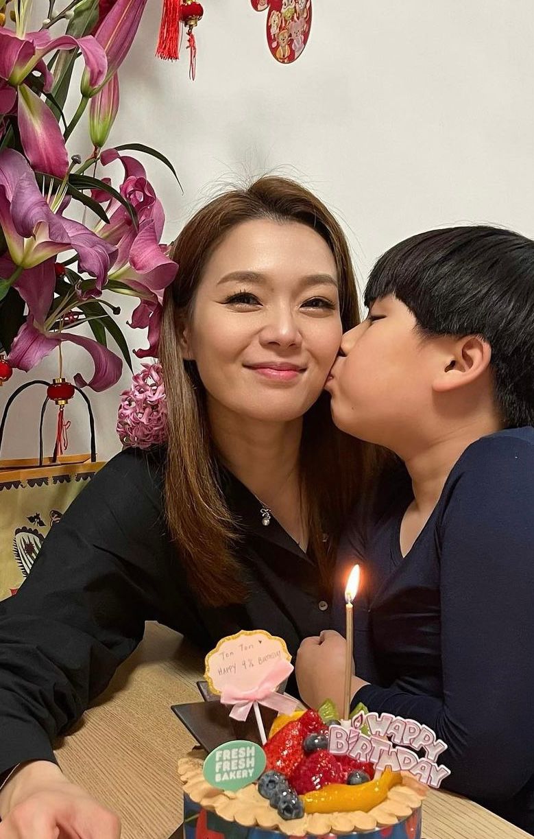 呂慧儀的10歲兒子Anton非常可愛。 呂慧儀的10歲兒子Anton非常可愛。