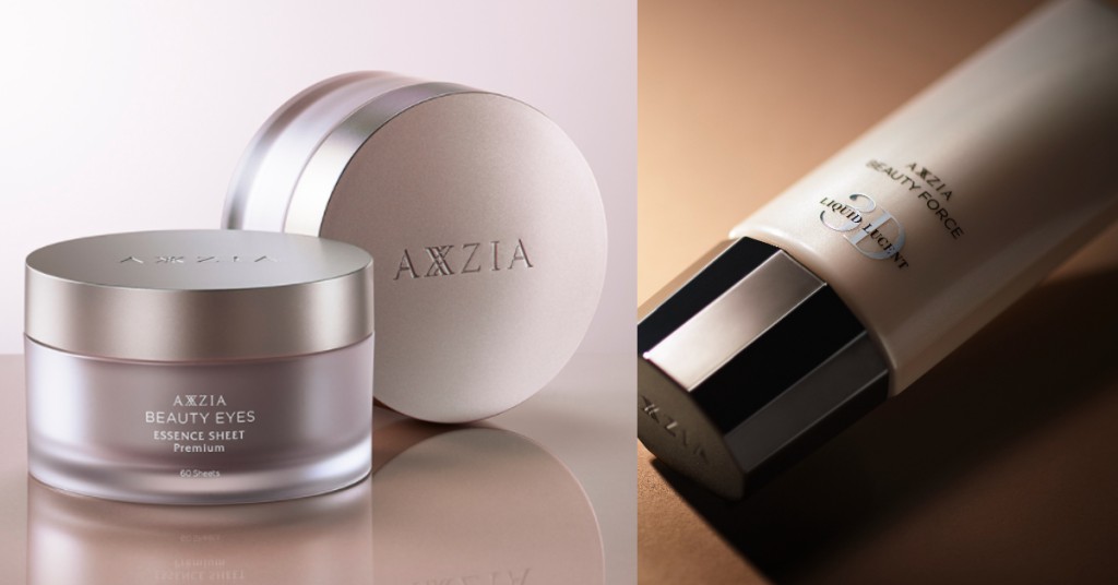 （左）AXXZIA御顏晶采臻璨禦齡眼膜（$650）、（右）AXXZIA御顏晶采極光透感粉底液（$468）