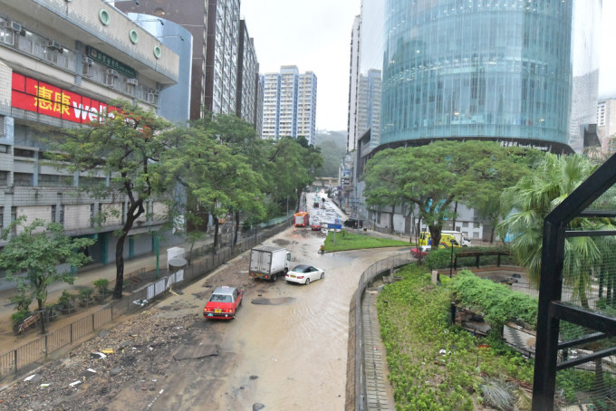 香港近日遭遇百年來最嚴重的暴雨襲擊。資料圖片