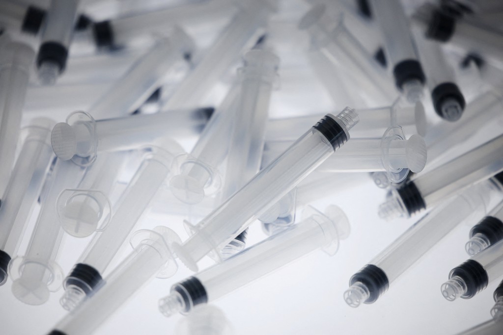 巴基斯坦驚爆嚴重醫療事故，疑針筒重用10次。路透社