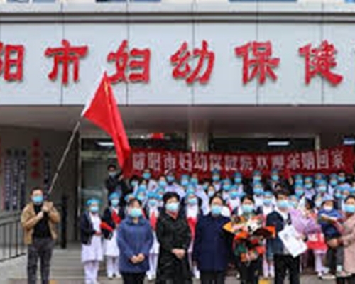 咸陽保健院裁走大量抗疫醫護，當地政府介入後醫護獲重聘。網圖