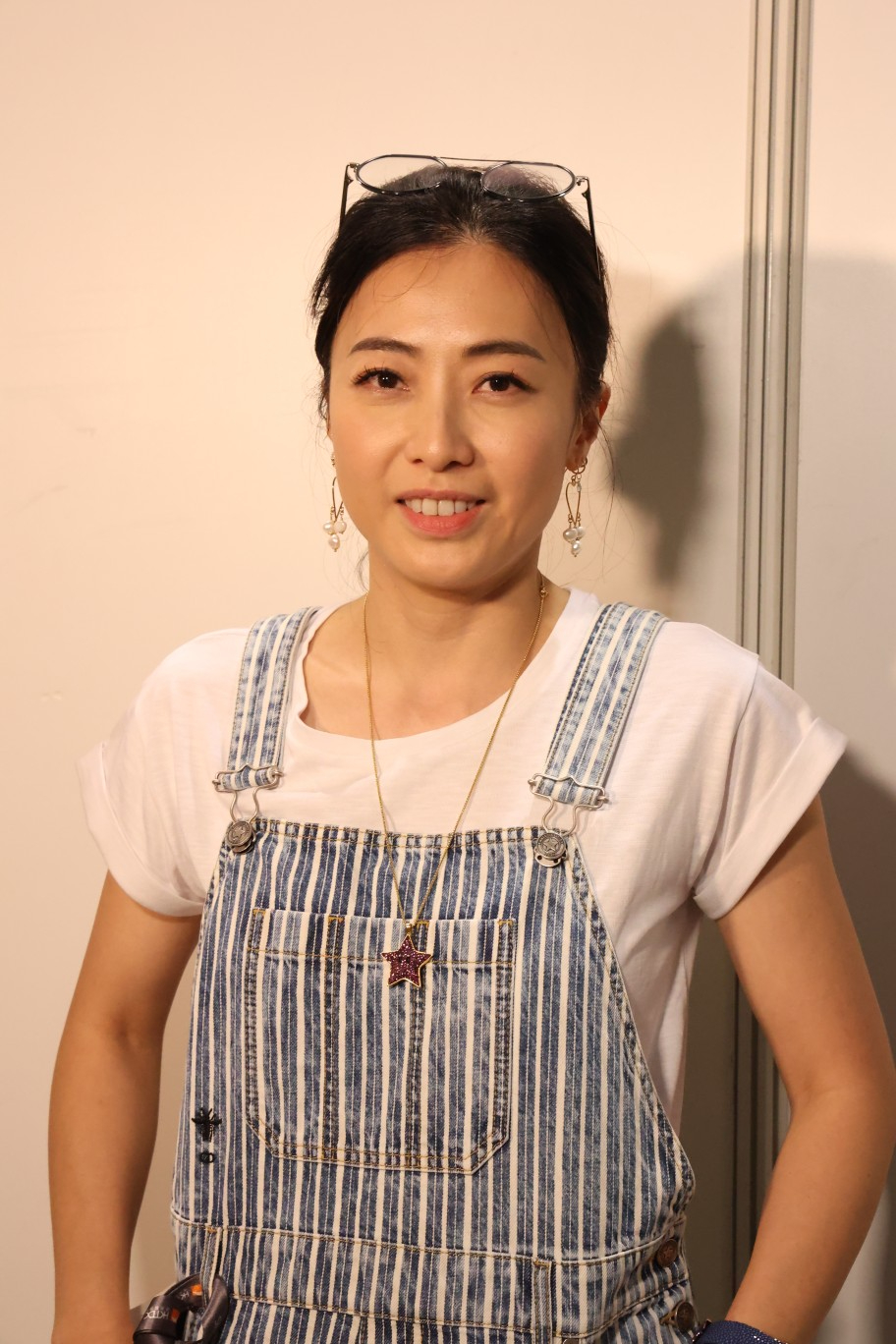 甘比表示第一次離開仔女多天,不捨又互相掛念。。