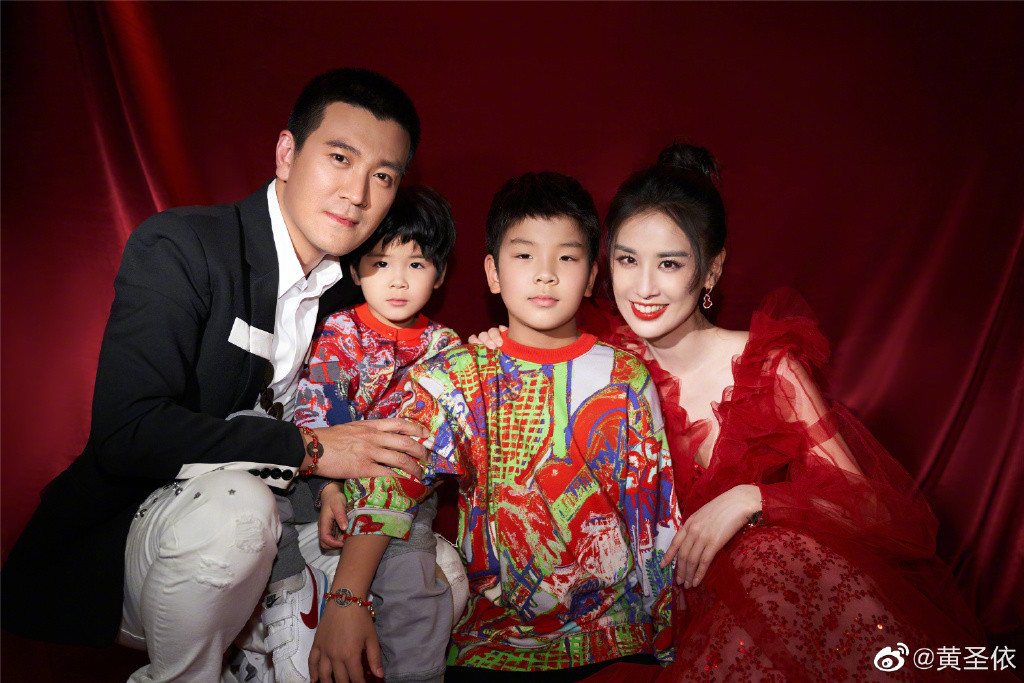 黃聖依與楊子結婚15年，育有兩名兒子。
