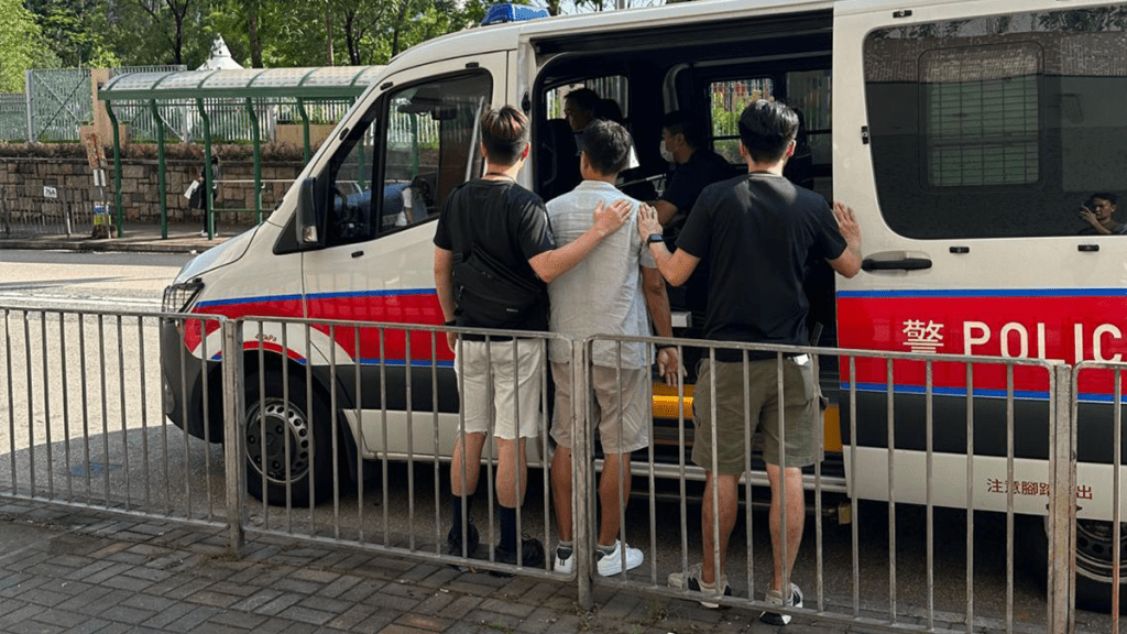 警方以涉嫌「販運危險藥物」拘捕一名45歲姓郭男子。警方提供