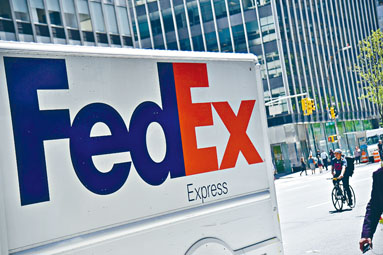 聯邦快遞涉嫌非法將管制刀具寄往香港。