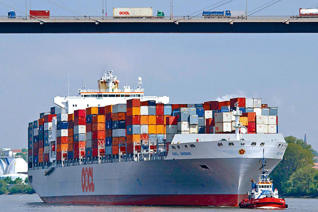 ■政府正研究为船东、船舶管理公司及商品贸易商提供税务优惠，吸引他们落户香港。