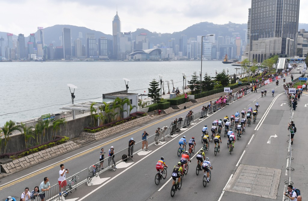 香港單車節賽道沿途飽覽香港景色。資料圖片