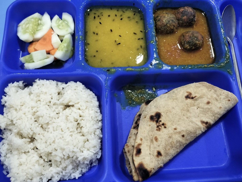 「Dotabata」抱怨身體虛弱,醫院餐卻天天吃咖喱。 X@DorabataGG 「Dotabata」抱怨身體虛弱,醫院餐卻天天吃咖喱。 X@DorabataGG