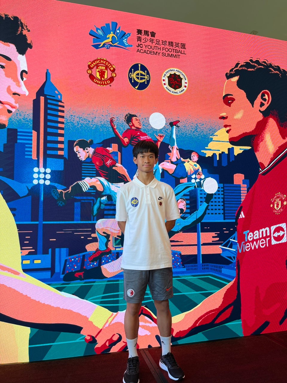 香港青年联赛选手队中场/左翼许肇中指今次比赛可以清楚国外足球水平。李健威摄
