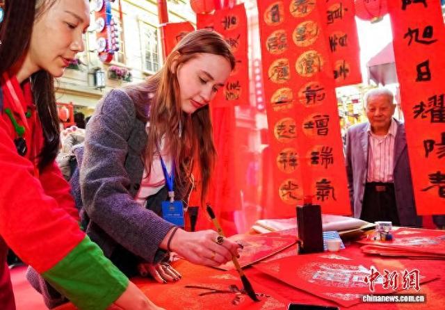 農曆新年外籍遊客來華的數量同比增加4倍。中新社