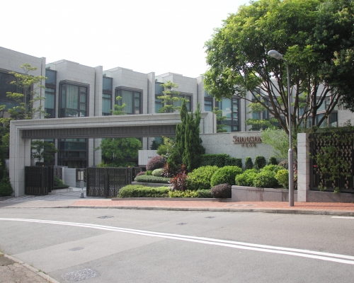 SHOUSON PEAK每呎8.6萬沽。