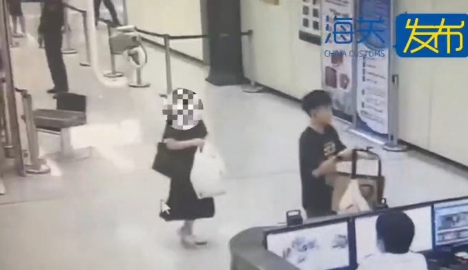 女子違規帶燕窩到內地。海關發布 女子違規帶燕窩到內地。海關發布