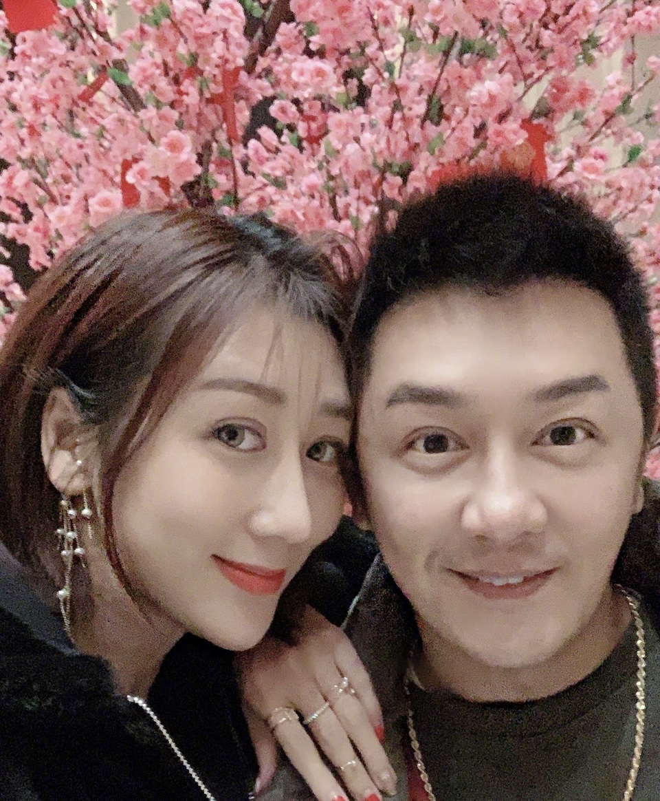 蔣麗莎經常玩P圖,搞到兩公婆完全唔識老。