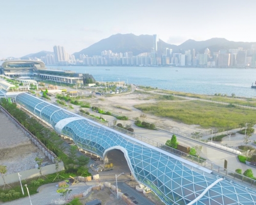 伸展式設計是模仿機身及機翼的造型，現已成為啟德發展區的新地標。