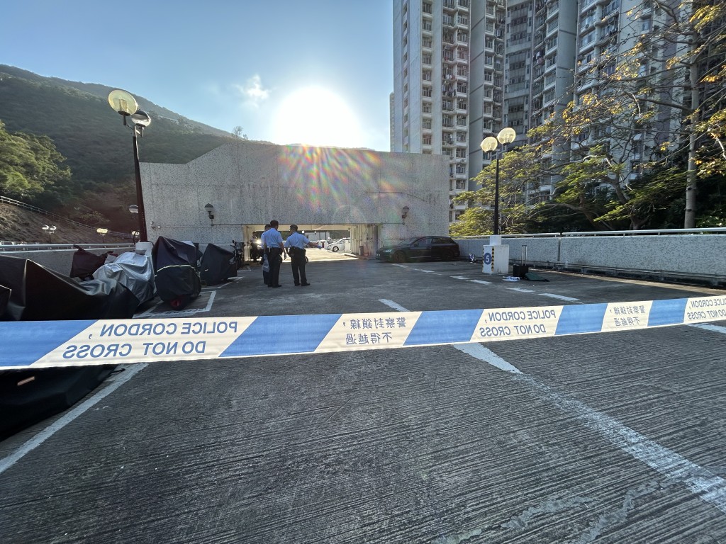 現場為小西灣邨三期停車場內。 現場為小西灣邨三期停車場內。