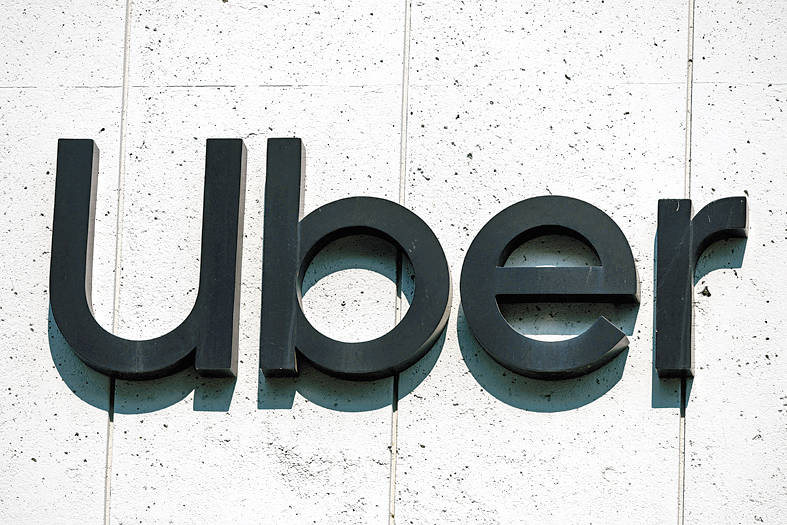 據外電報道,Uber正考慮收購美國旅遊平台Expedia。