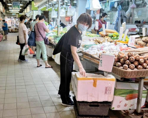 水泉澳邨街市變得冷清。